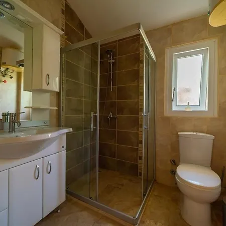 וילה With Sea View And Pool Hans